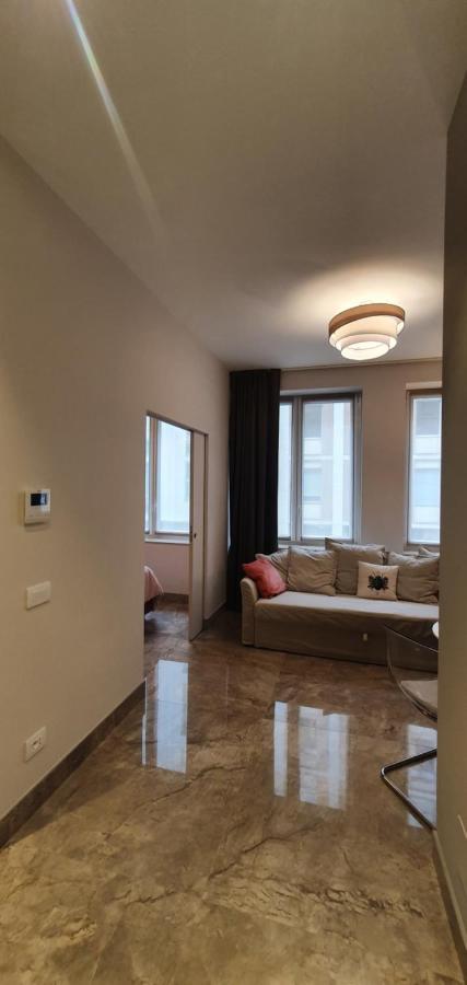 Pink Maison Milano Centro Piazza Diaz Duomo 外观 照片